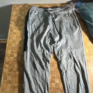 American Eagle Joggers